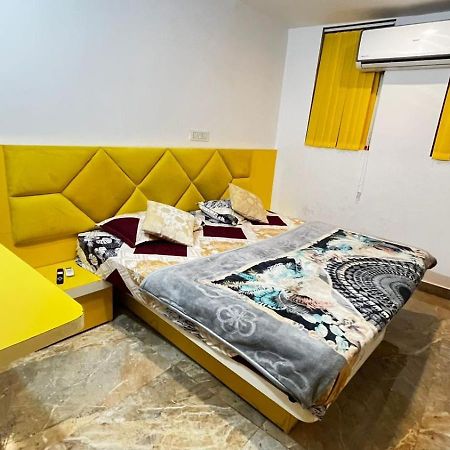Sunset Backpackers Hostel 오르차 외부 사진