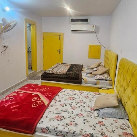 Sunset Backpackers Hostel 오르차 외부 사진