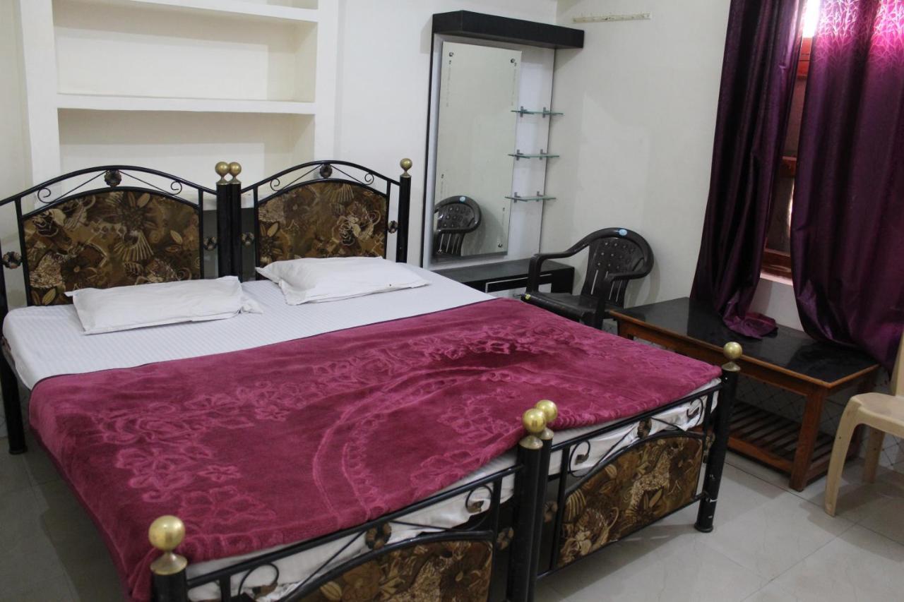 Sunset Backpackers Hostel 오르차 외부 사진
